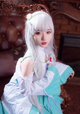 瑞典少女